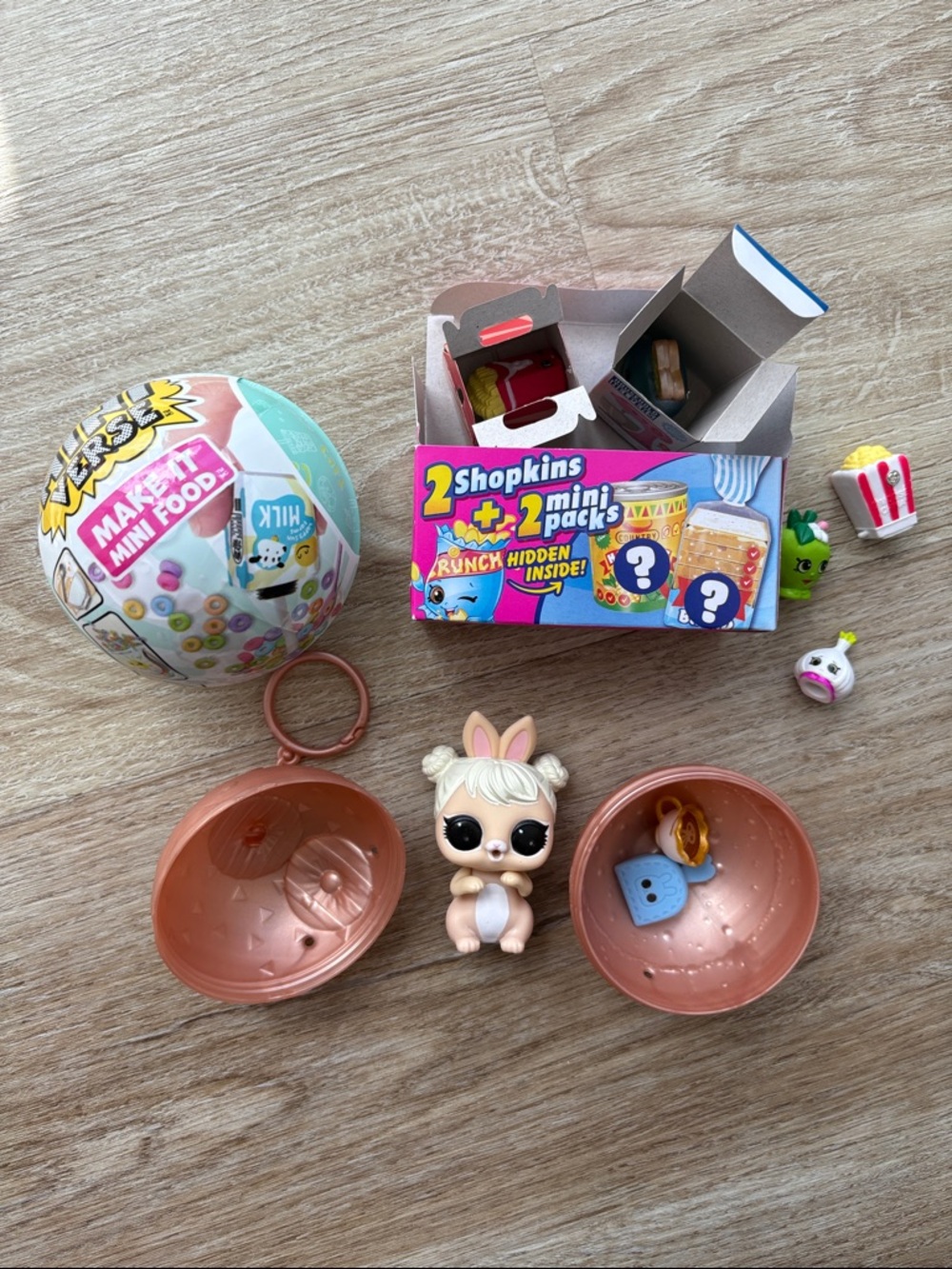 Mini Toys: Mini Verse, LOL Surprise, Shopkins